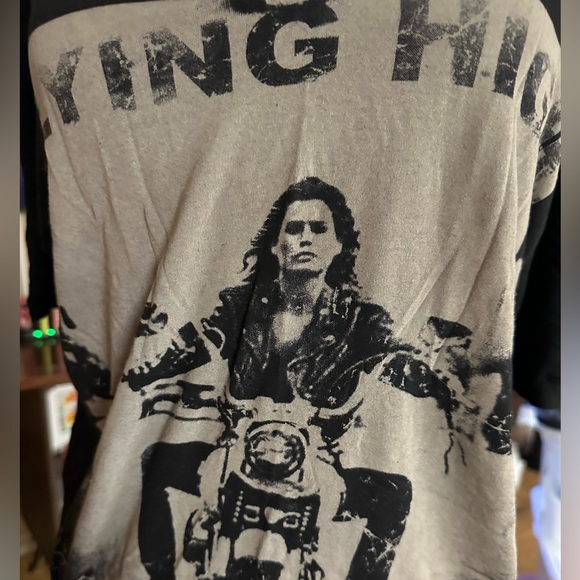 ‘Flying High’ by Young Machines Tshirt BNWT - Picture 4 of 5
